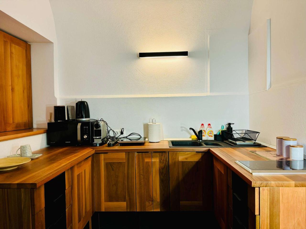 Joy City Stay Paul Chinezu 3