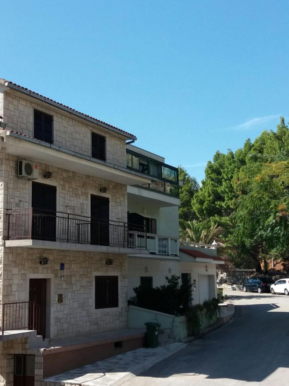 Dvokrevetna Soba S Balkonom I Kuhinjom