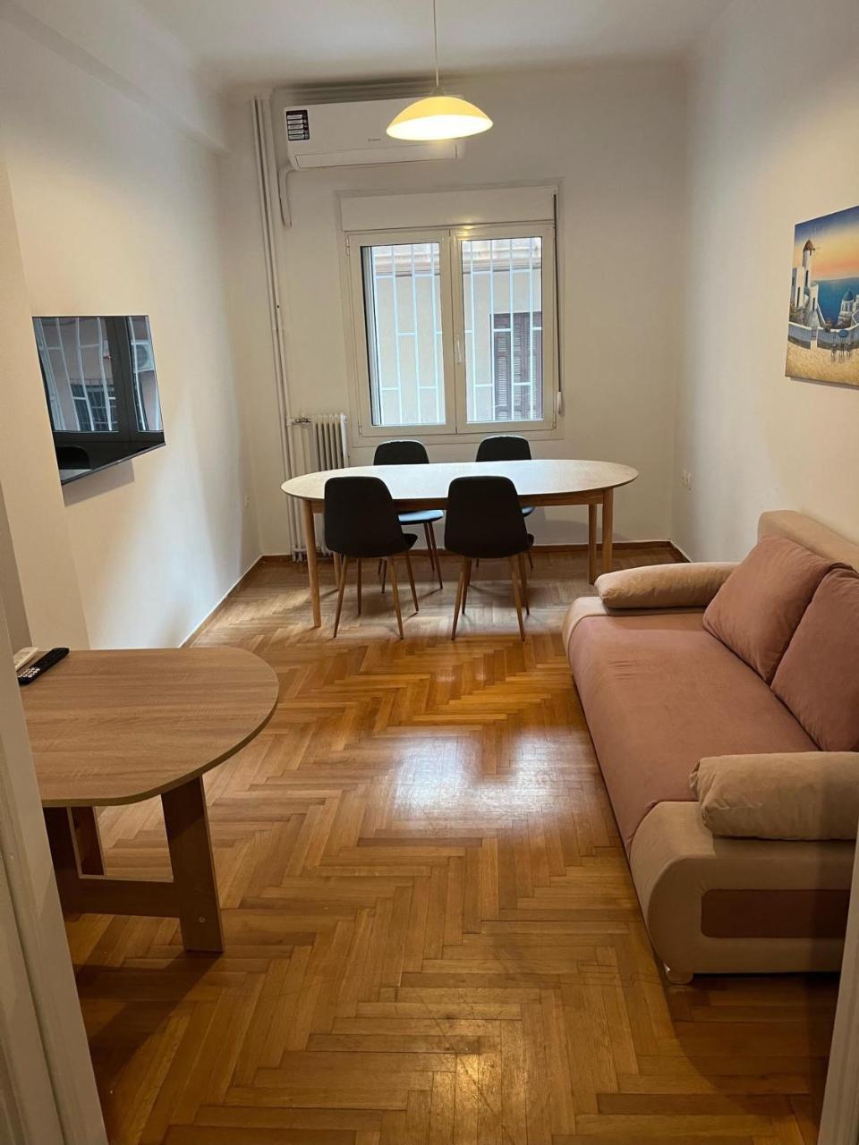 Delightful 2br Apt In The Heart Of Kypseli!