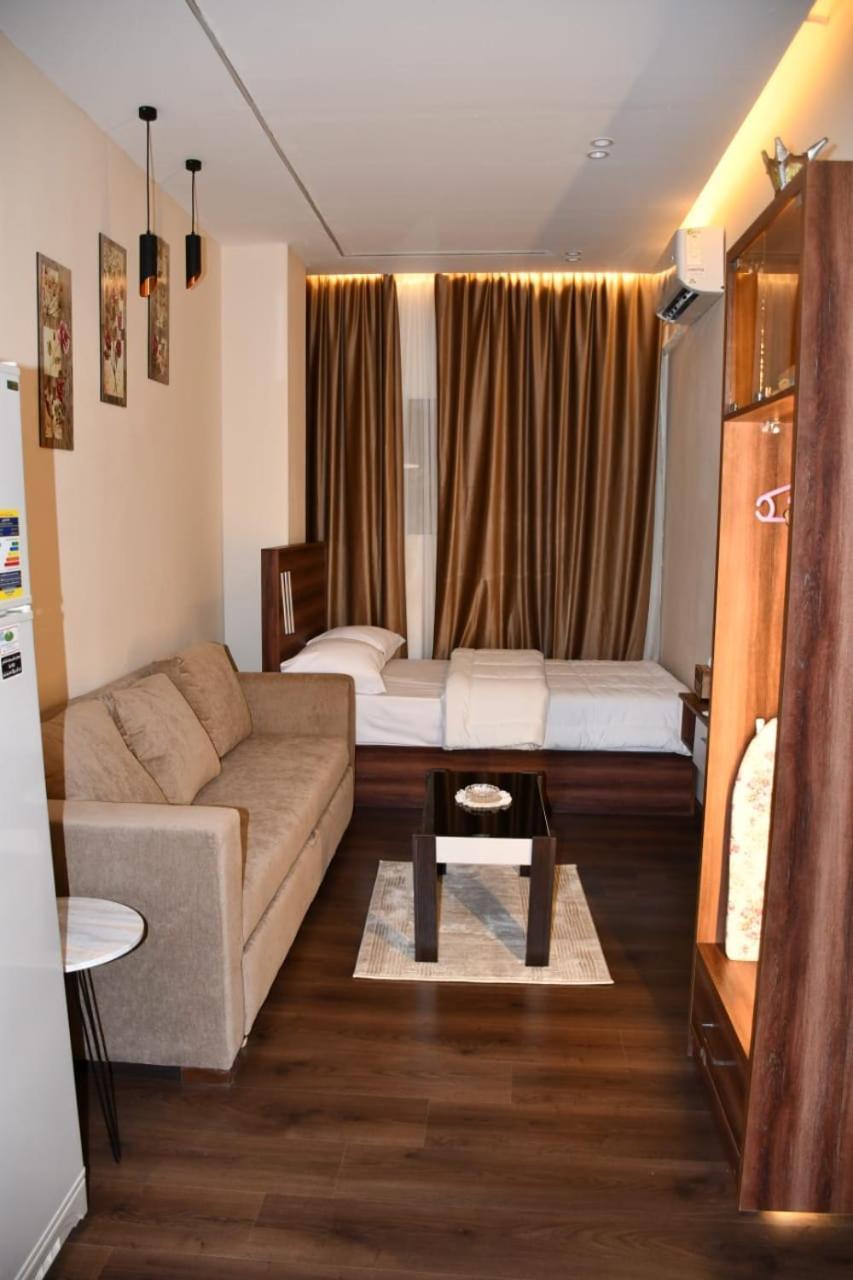 استوديو سكني 4 مجهز حديثاً بالكامل (Adults Only)