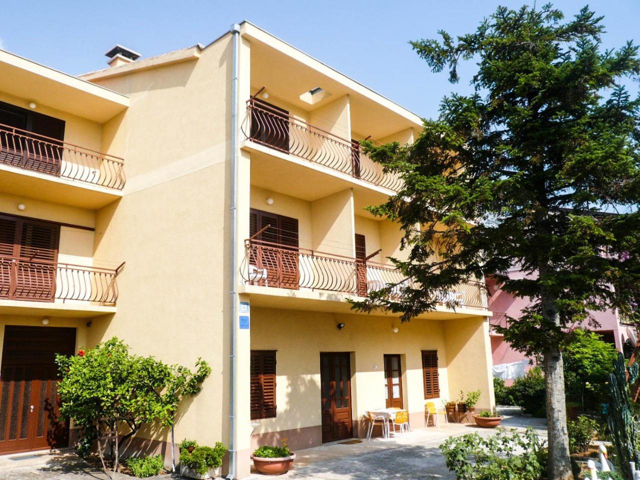 Apartments Saric