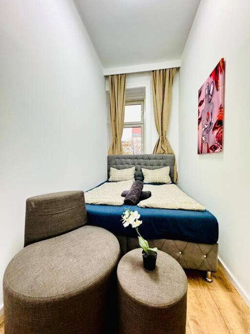 Cozy Private Room, Only 12min Walk To Augarten