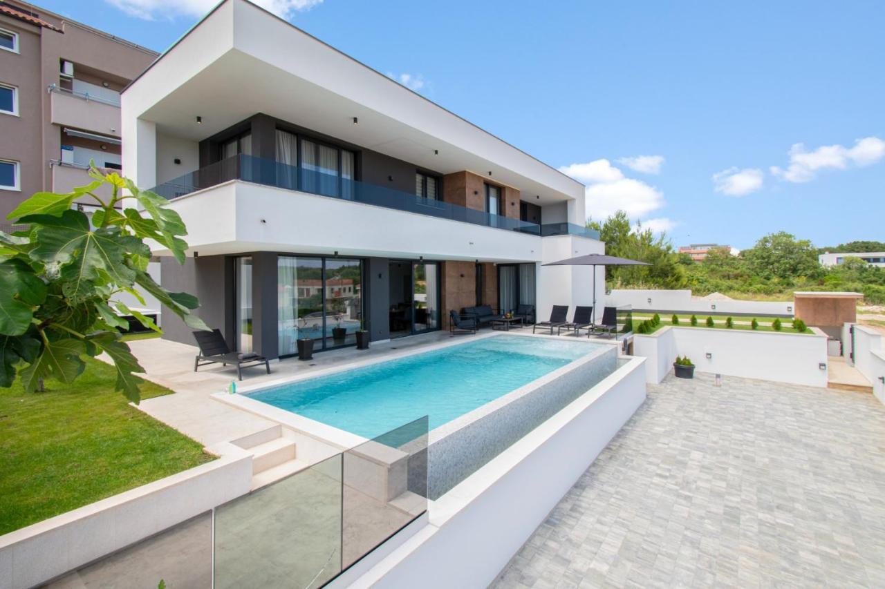 Villa Infinity Gem In Medulin, Istria