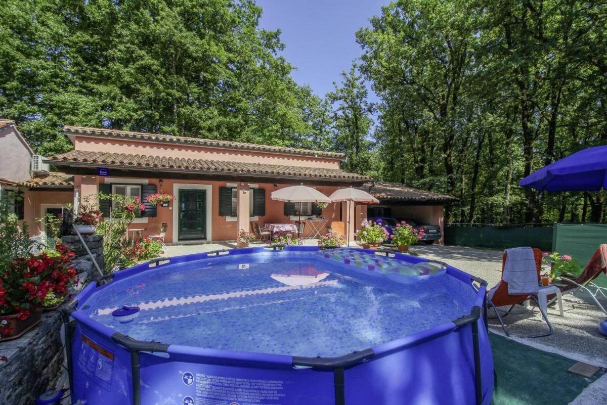 Dalibor In Jakacici Haus Fur 2-4 Personen