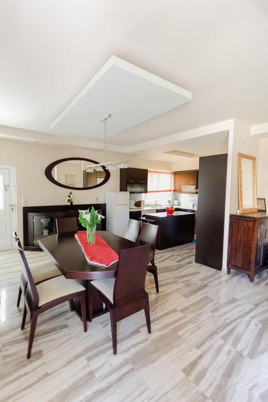 Arias'-welcoming Guest House