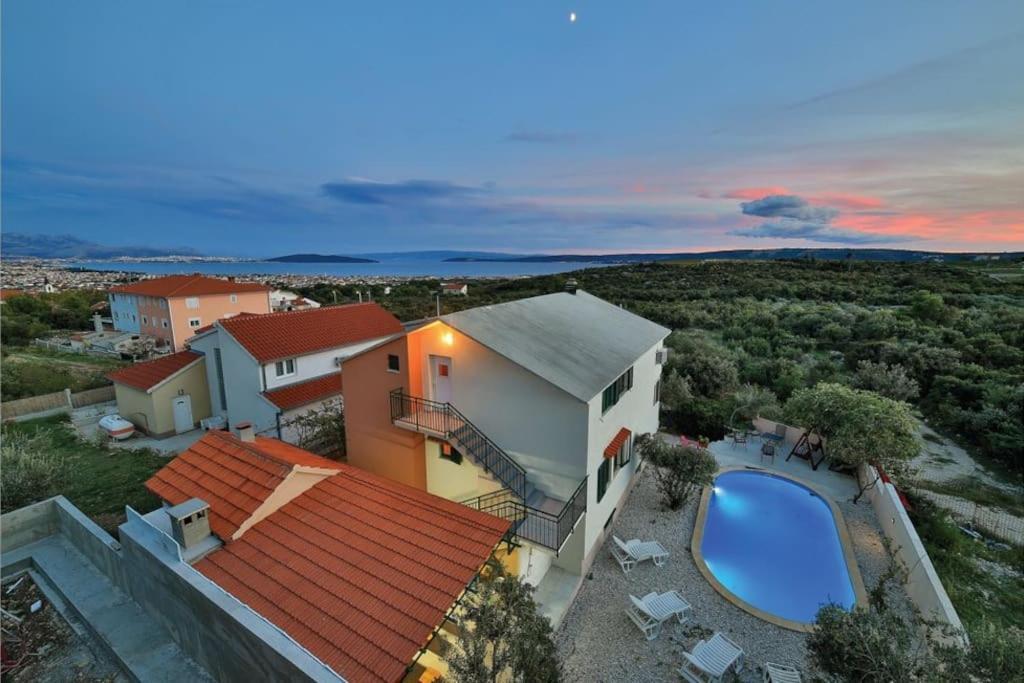 Mirta Hotel