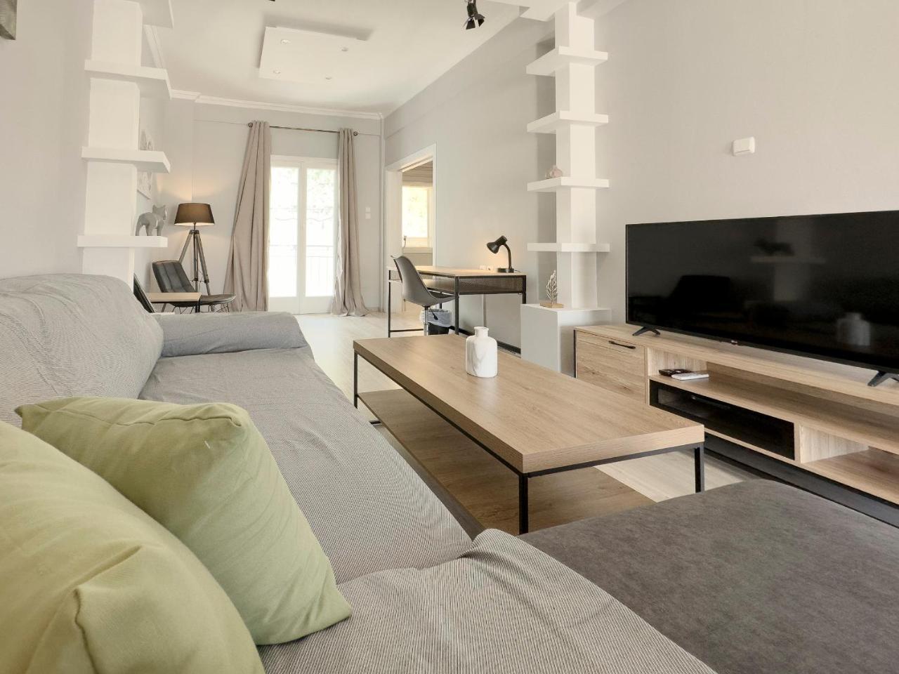 Iakovaton Modern 62sqm In Athens