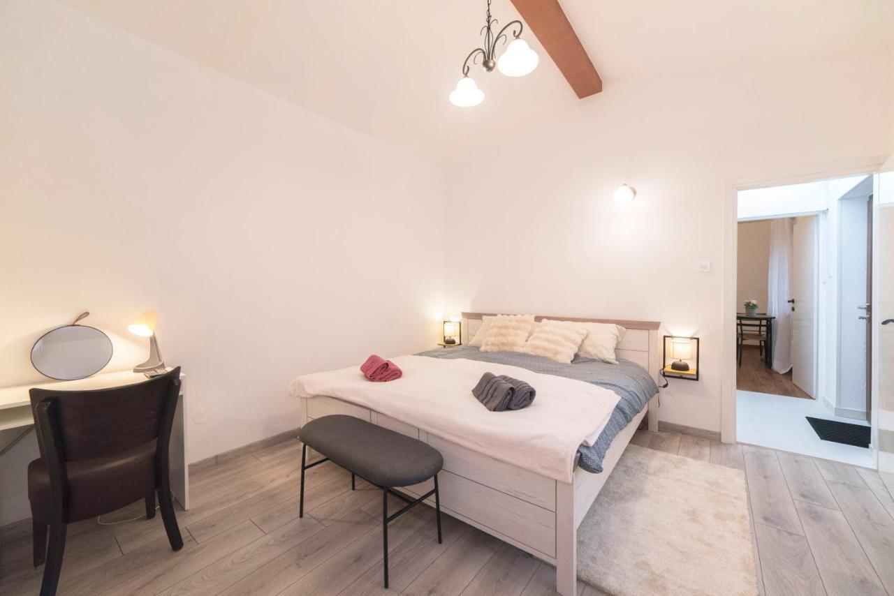 Kaptol Heritage Residence With Free Parking
