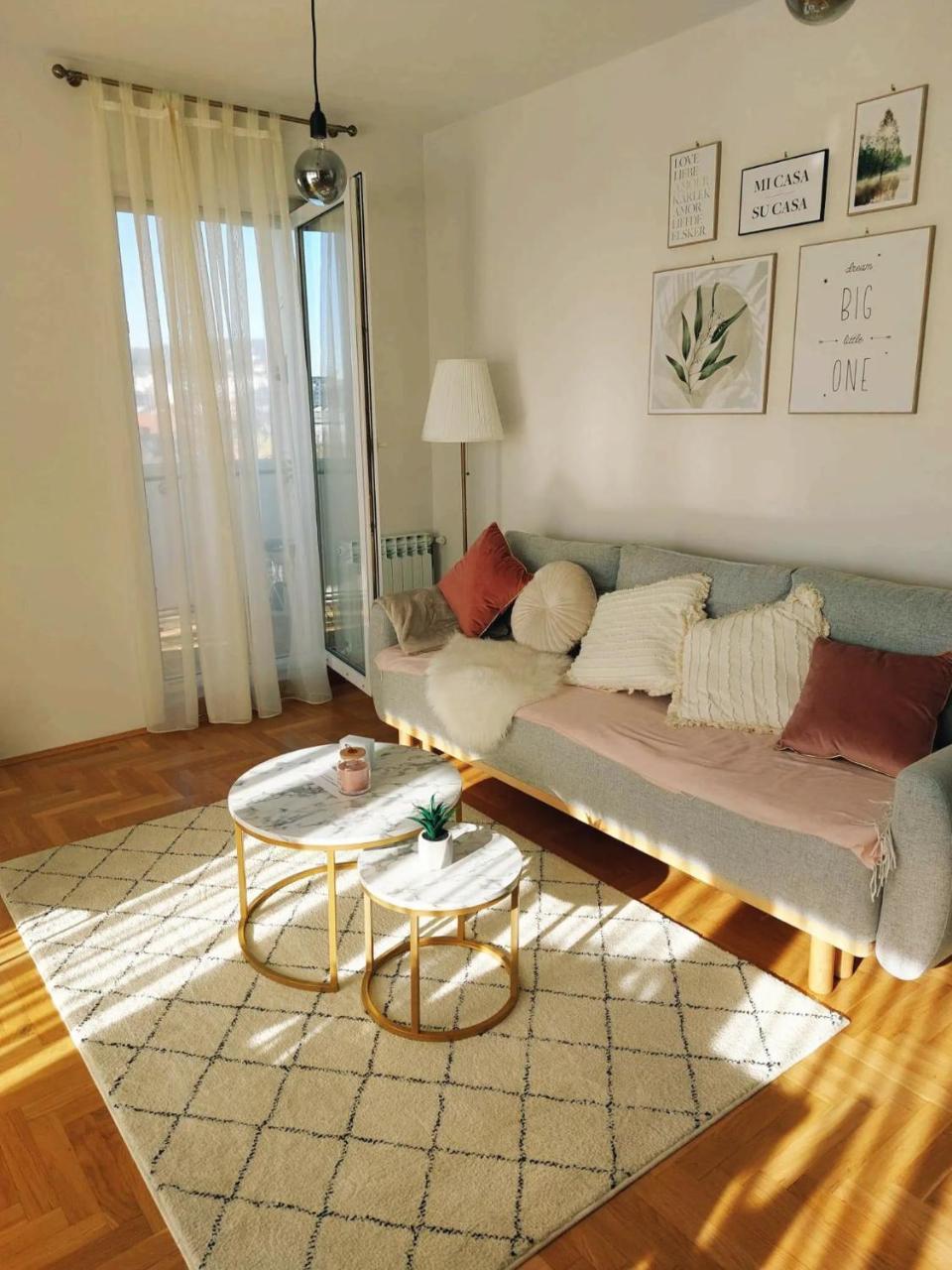 Livin' On The Edge Large Balcony Area With A View Plus Loggia
