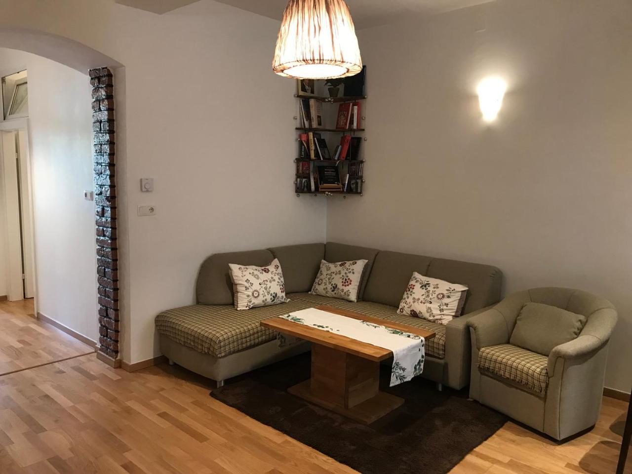 Nice Apartment Near Schonbrunn & Downtown