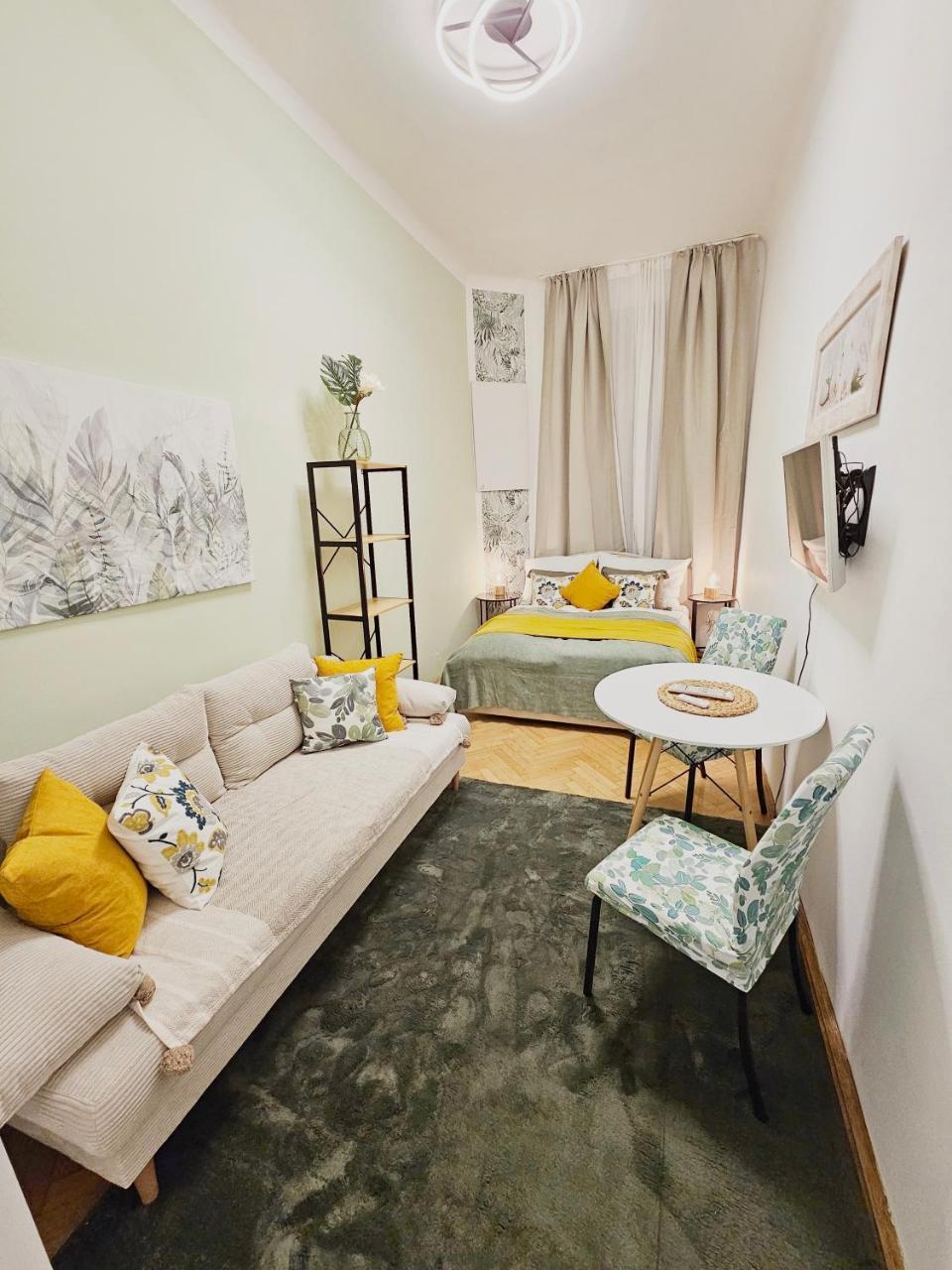 St Apartment Top 5