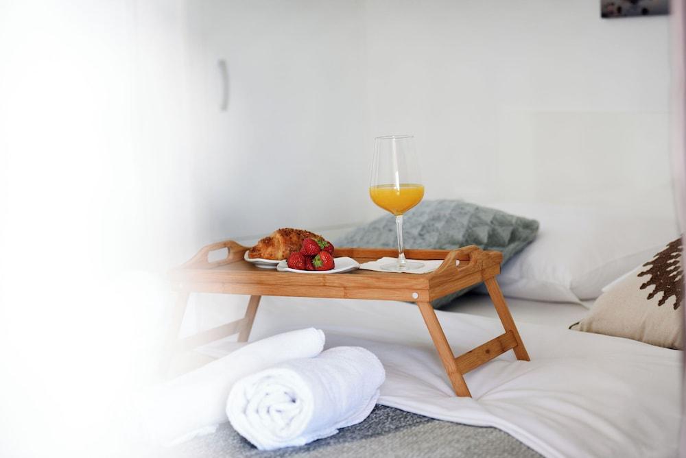 Villa Almond
