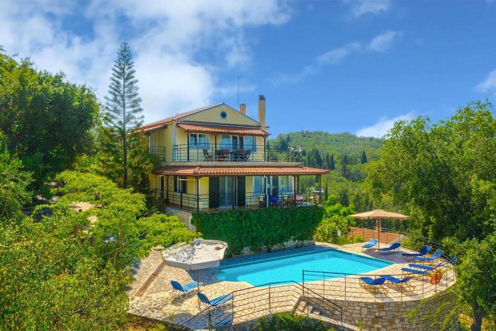Villa Nefeli Large Private Pool Walk To Beach Sea Views A C Wifi Car Not Required 2295