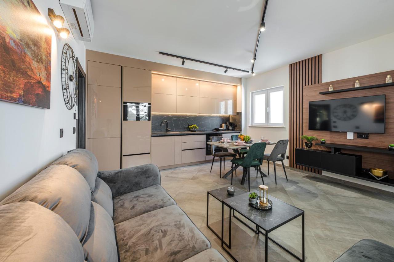 Sunset Premium Residence I