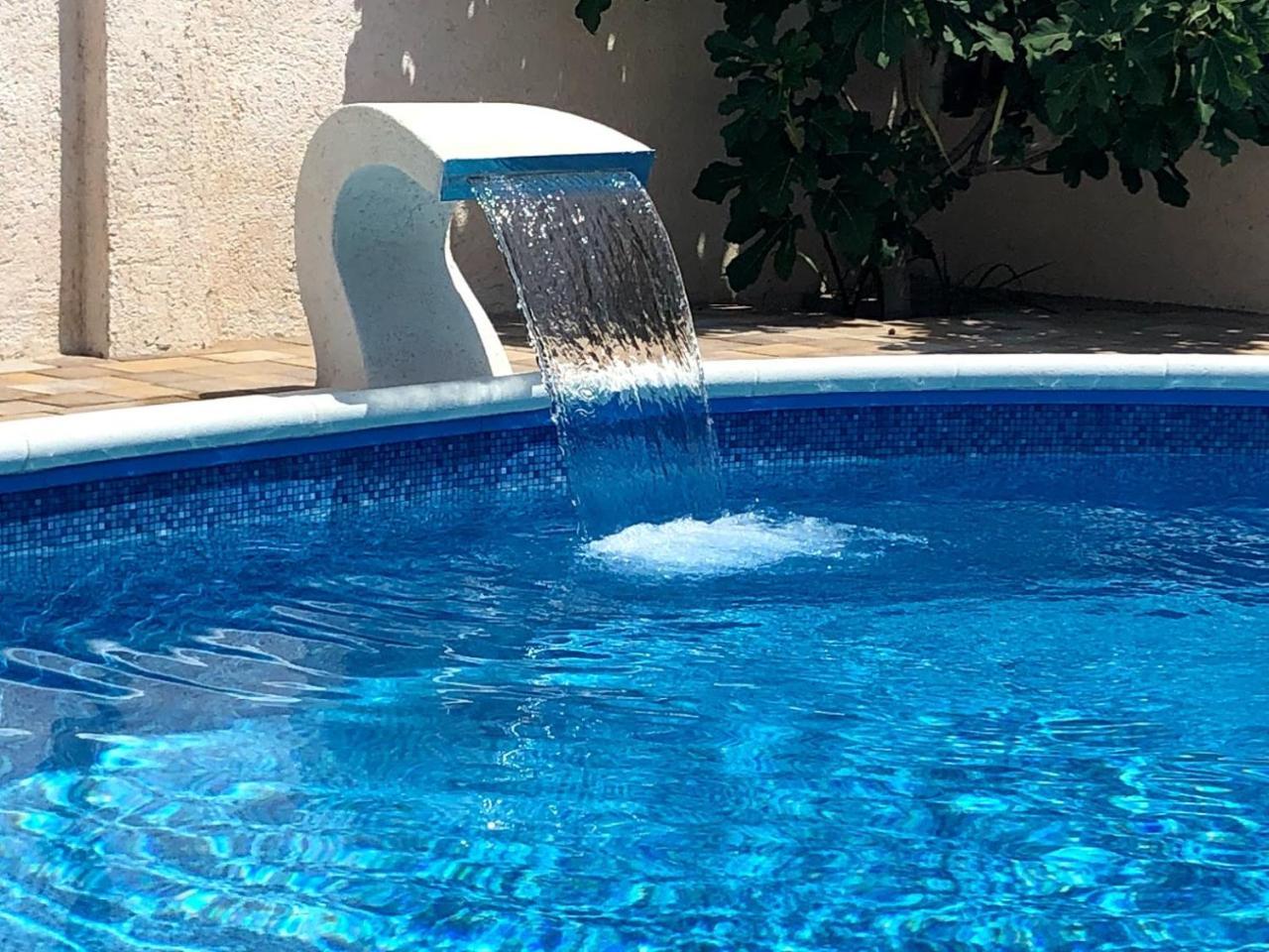 Apartman Matej With Pool Povljana