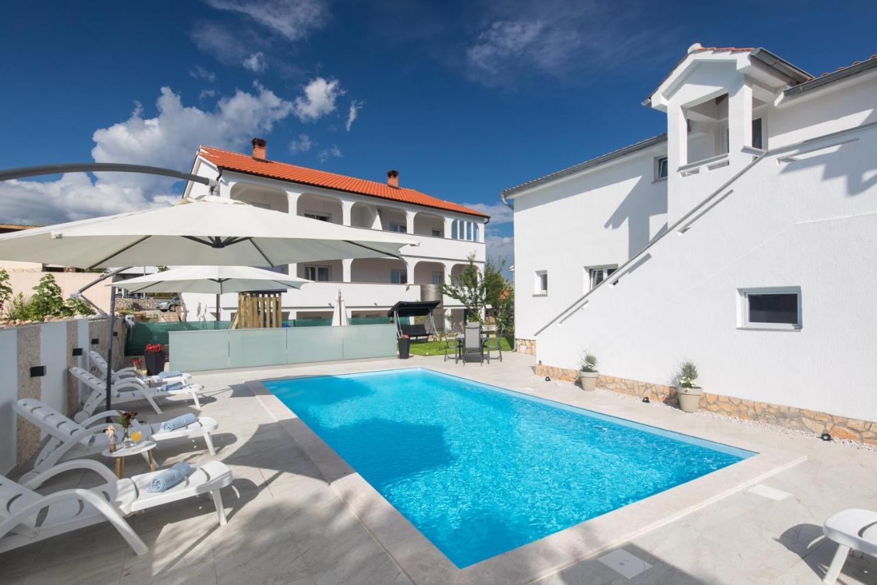 Apartments Lijan
