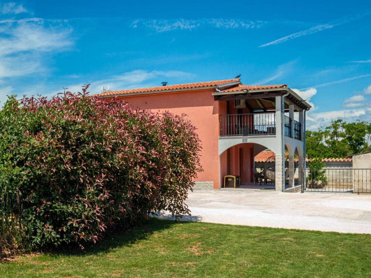 Holiday Home Aleksandra by Interhome