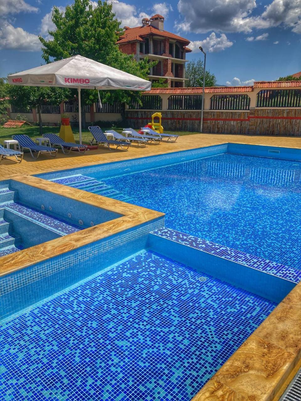 Guest House Bache Todor