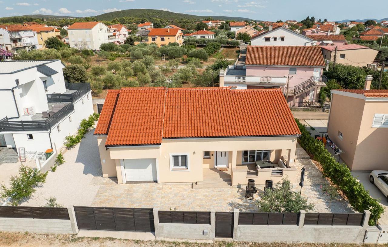 3 Bedroom Beautiful Home In Sukosan