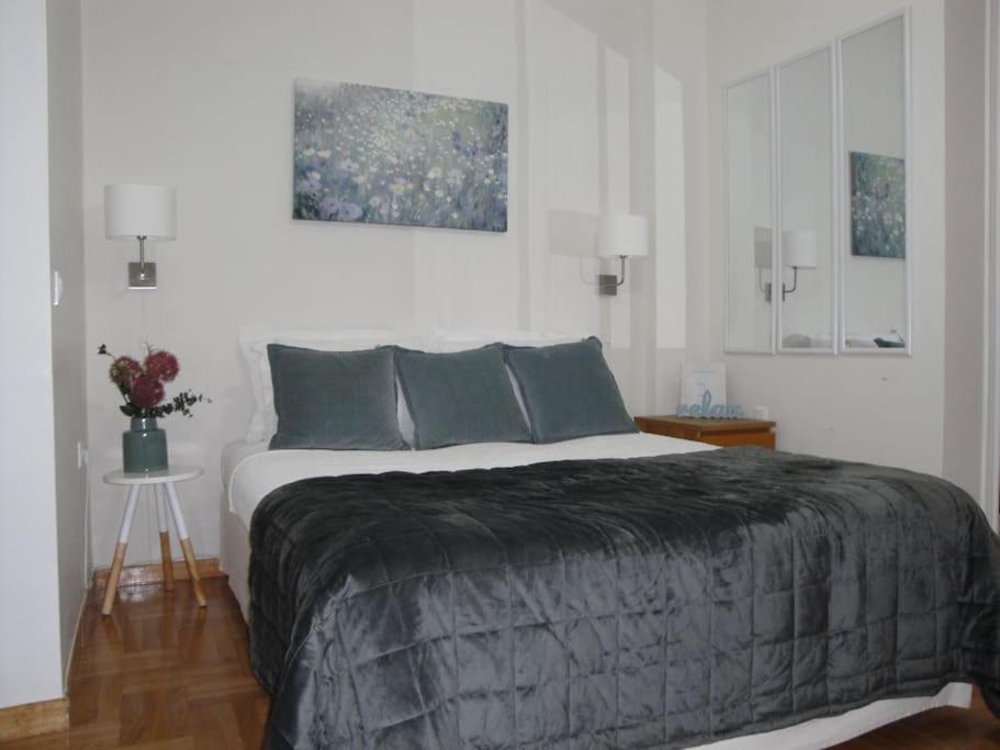 Lux Studio Apartment At Kolonaki
