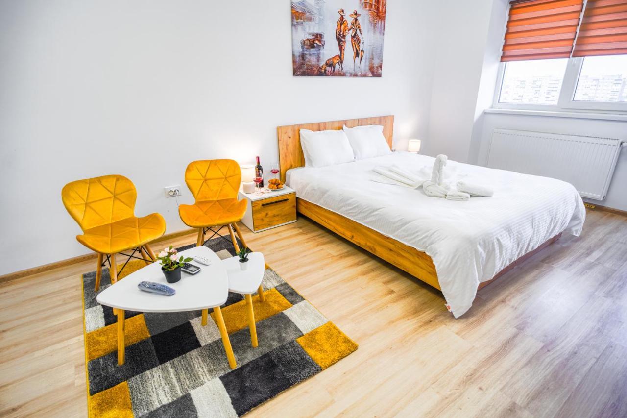 Contemporary Studio With Balcony New Building