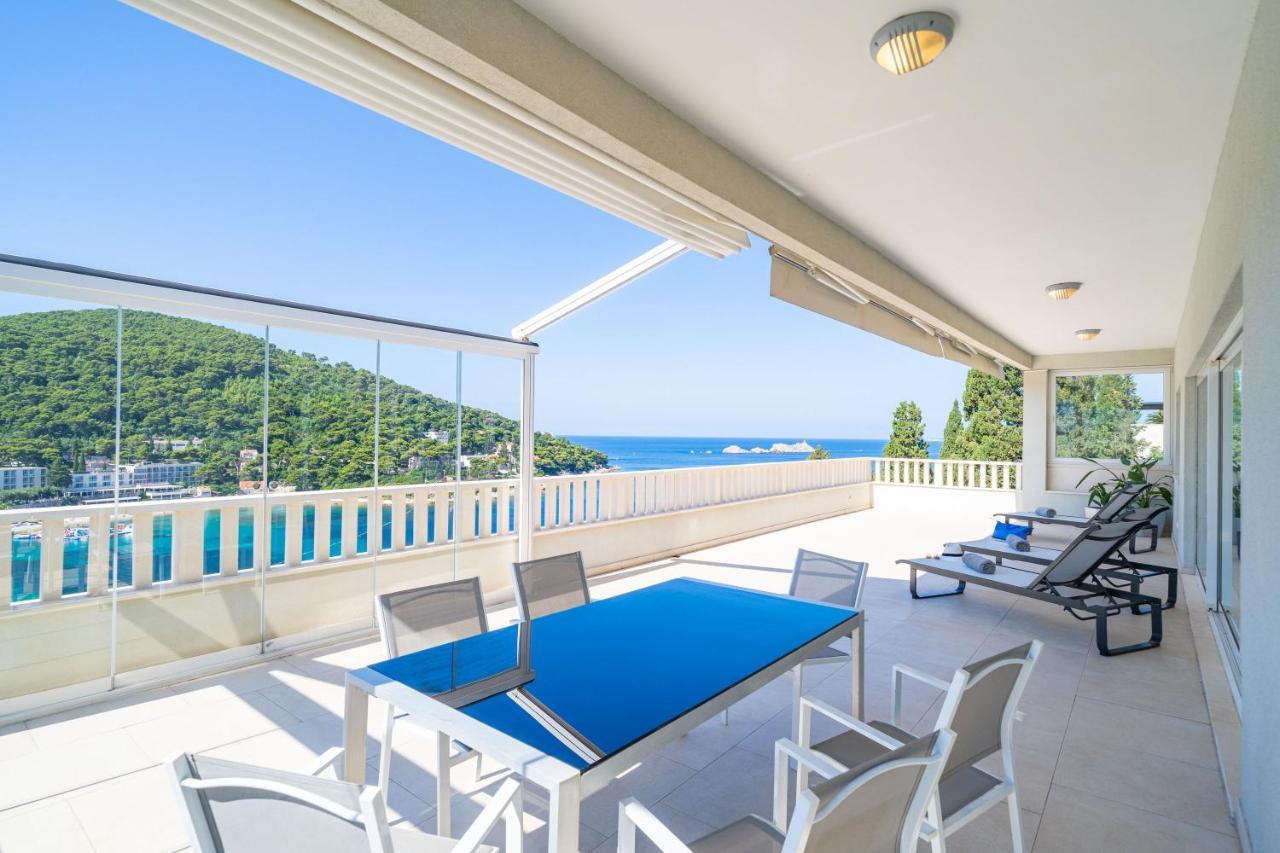 Penthouse Vis A Vis