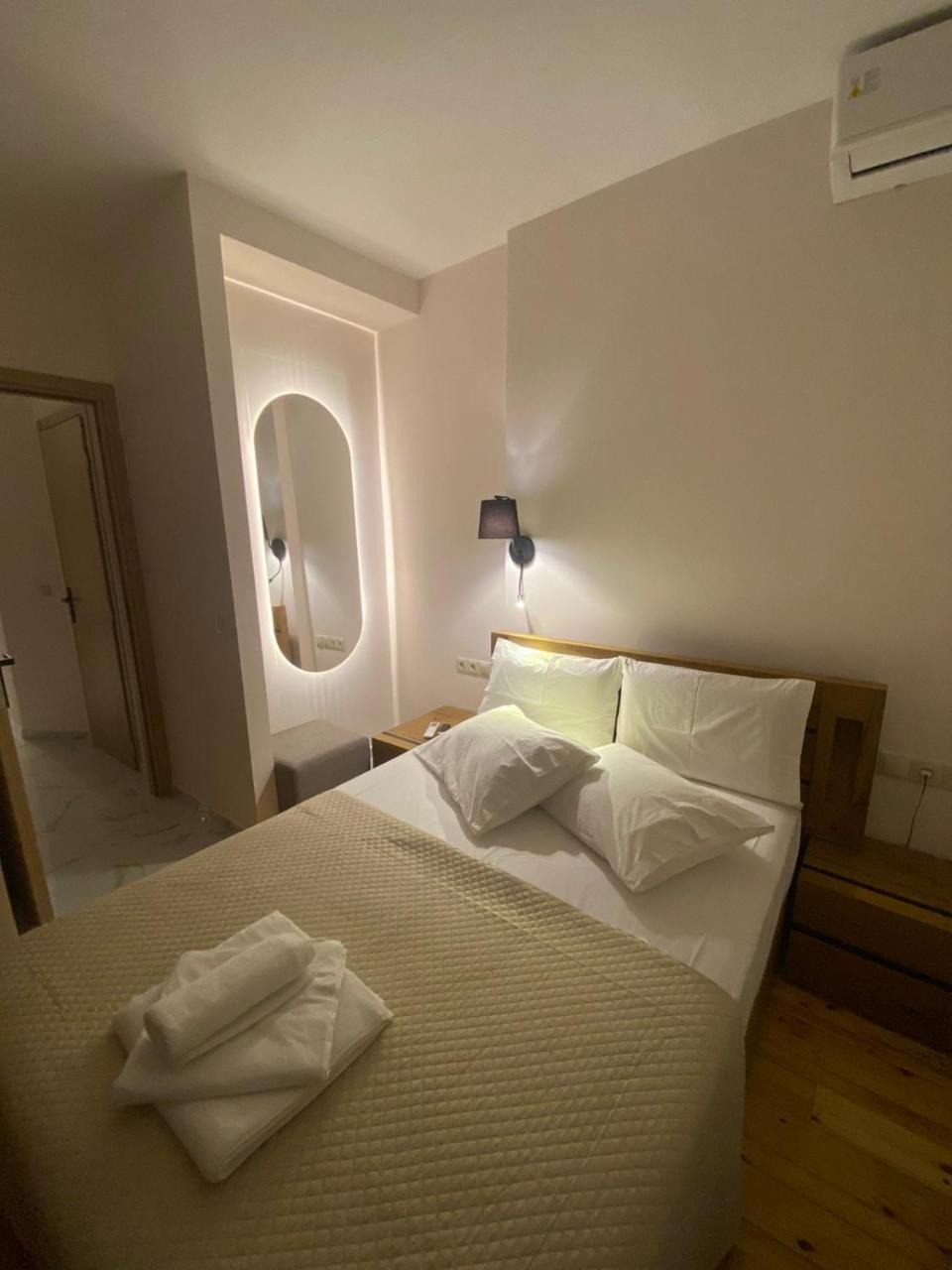 Andry's Living 2 by 8essentially