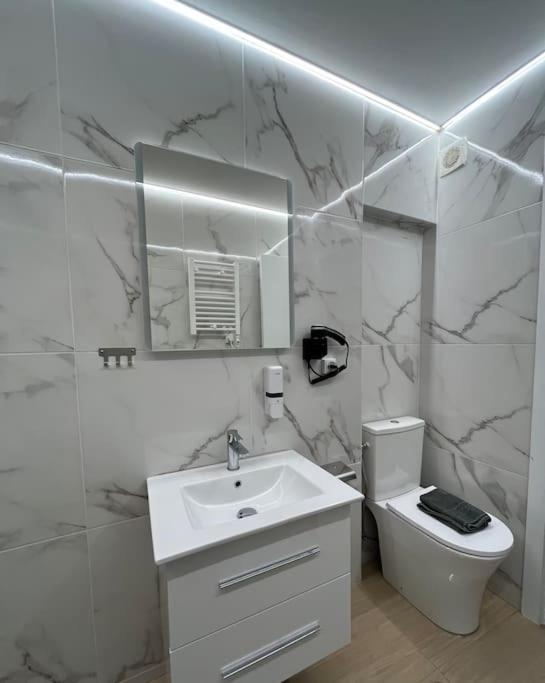 Erato Suite by Zeussuites