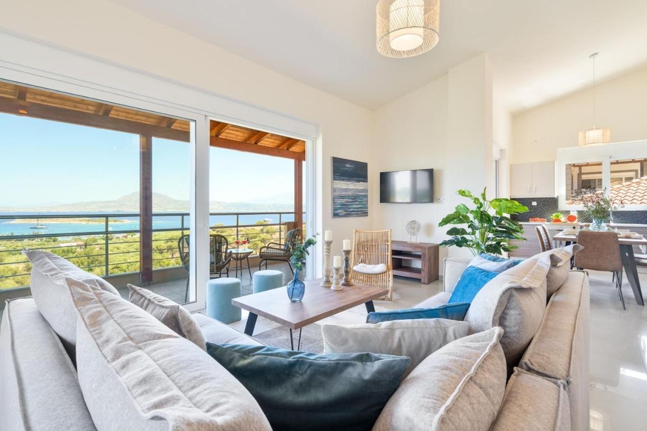 Villa Marathi With Stunning Ocean View