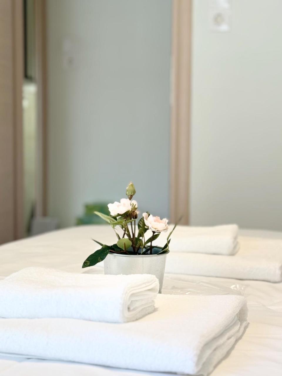 John Glyfada Deluxe Two-bedroom Suite