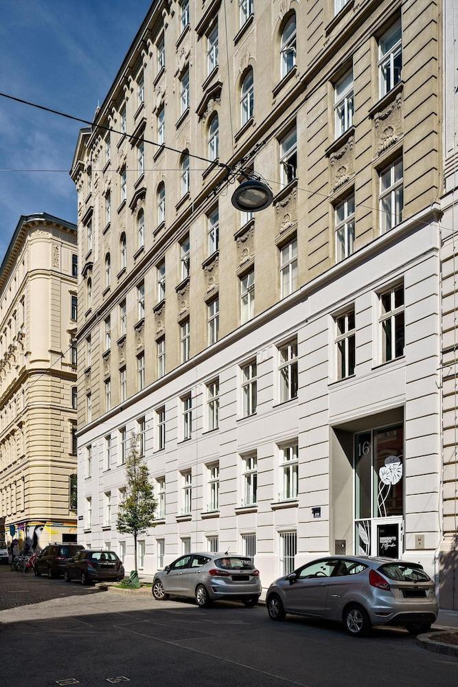 Urbanauts Studios In Wien