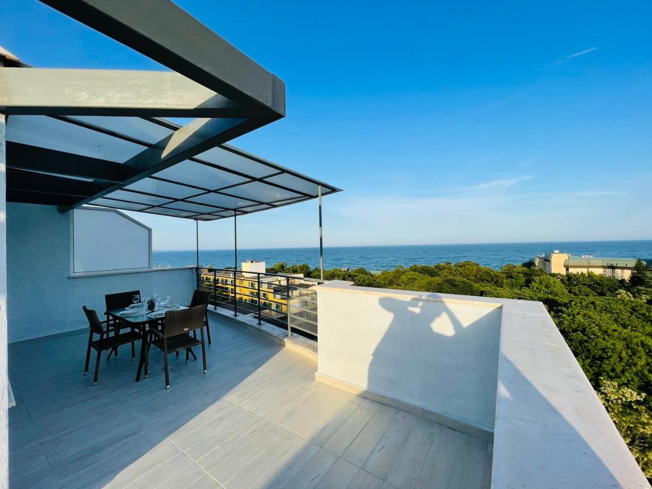 Sea Terrace Aquamarine