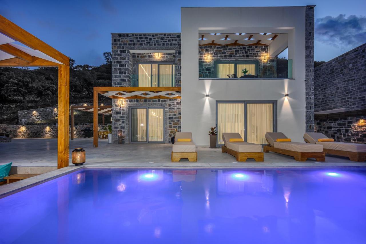 Sunny Drops Villas by Estia