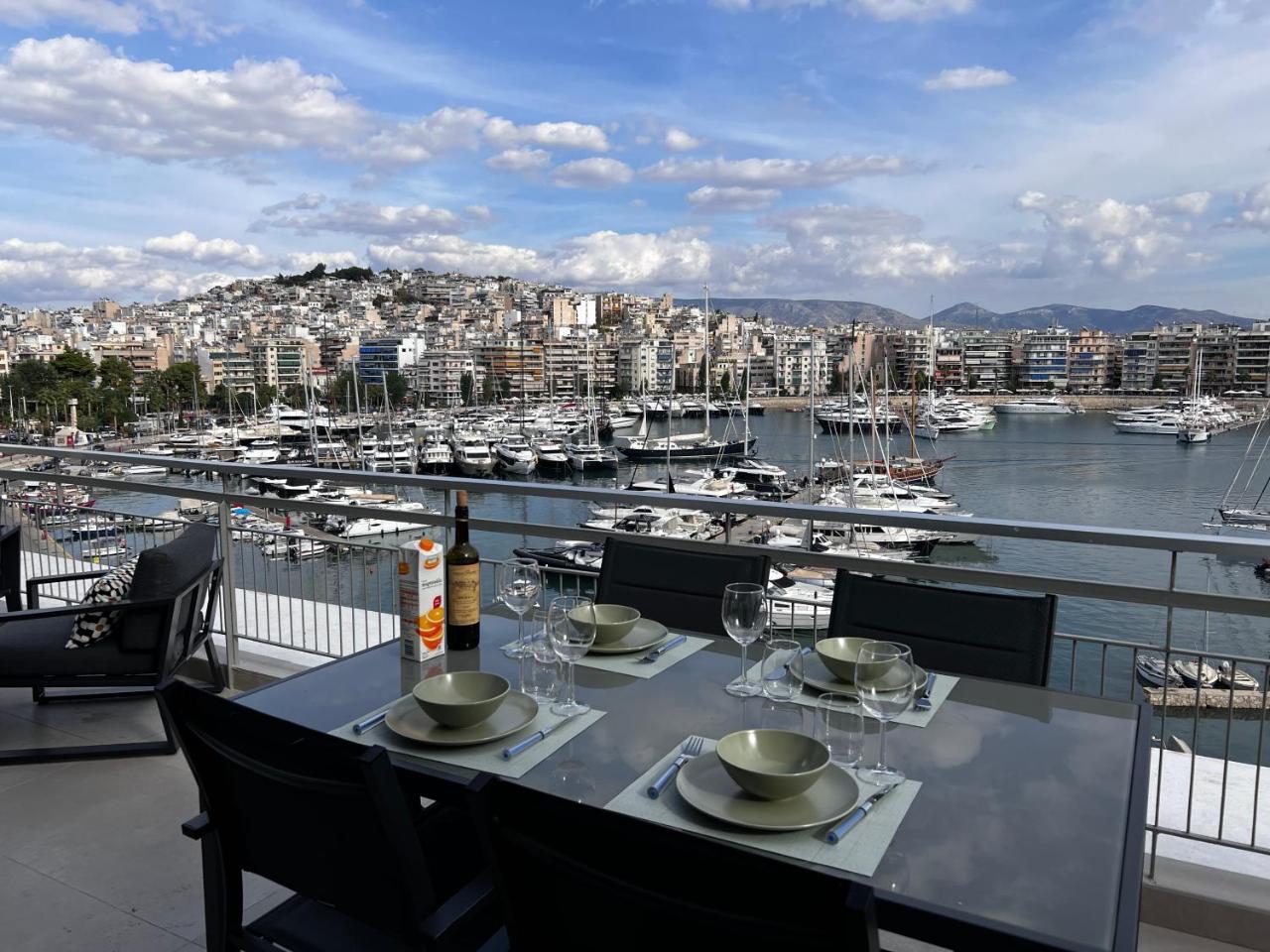 Stunning View Zeas Marina 2 Bedrooms