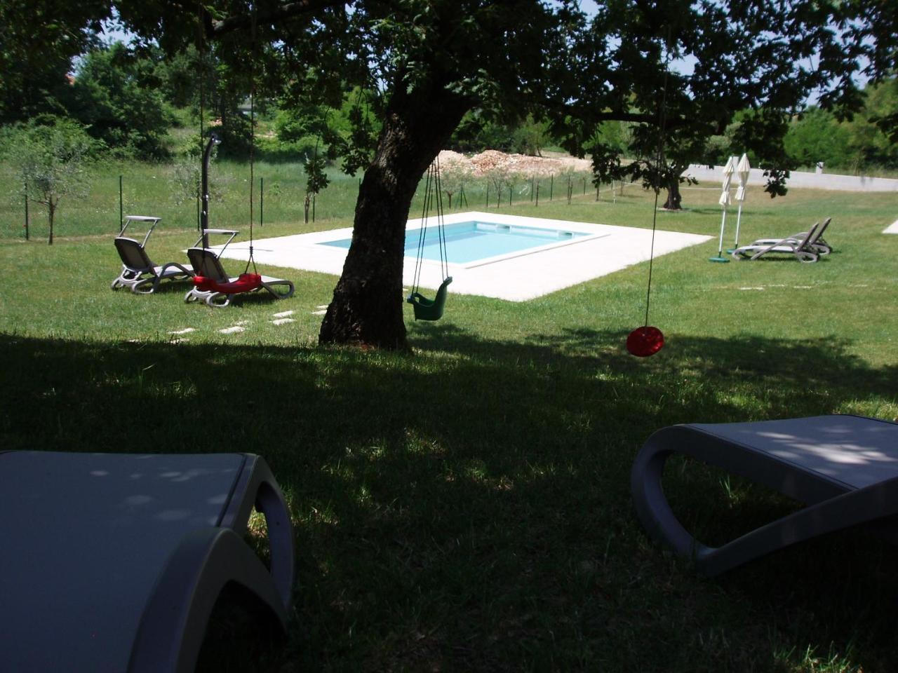 Villanova Apartments