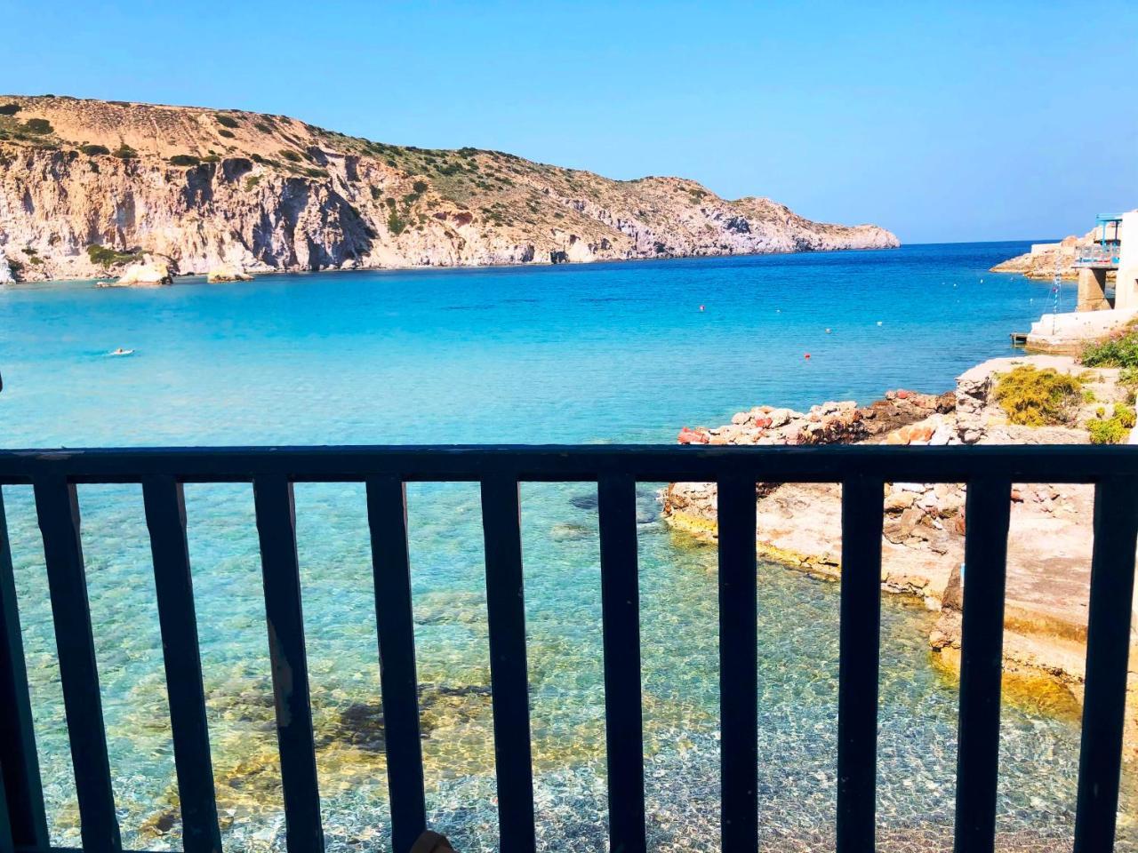 Salty Kisses & Sandy Toes