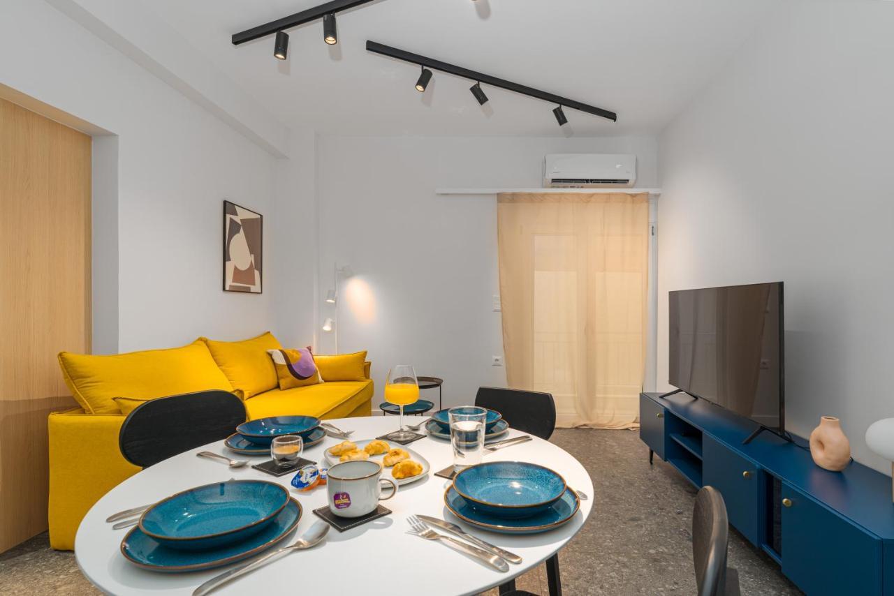 Stylish & Modern Apartment With Vibrant Decor