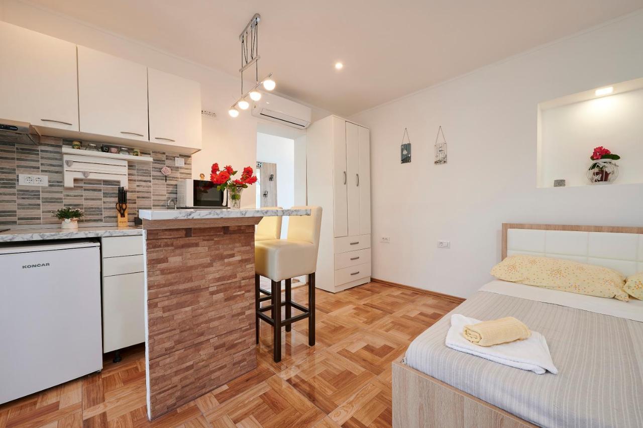Apartments Lucija
