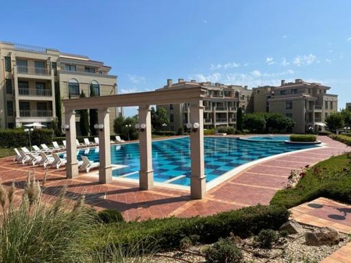 Flores Garden Aqua Property G Chernomorec