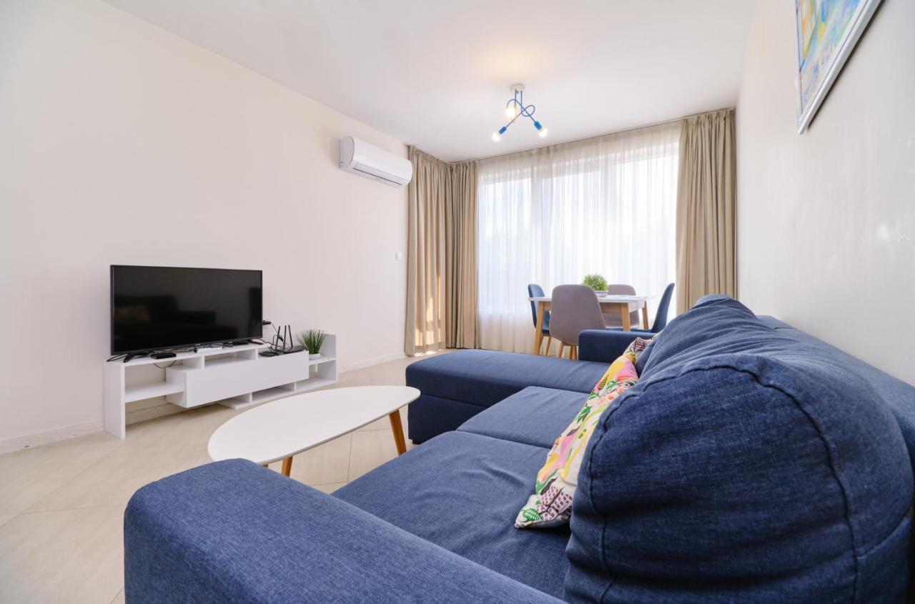 Cozy 1-bed Apartment