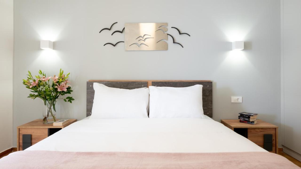 Traveler S Sanctuary, Ideal For Work & Explore