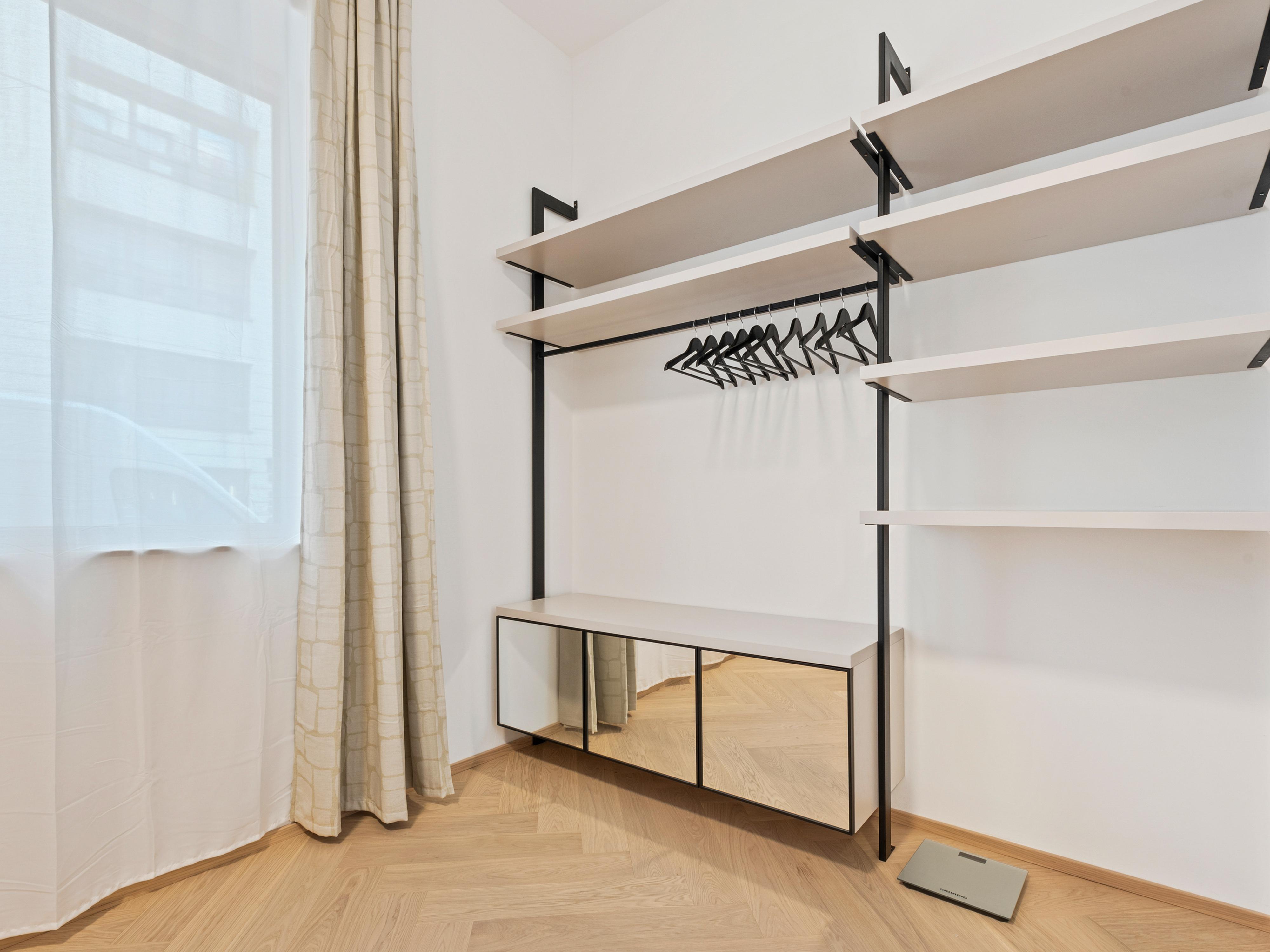 Gt7 Apartments District 9 by Sky9 Apartments