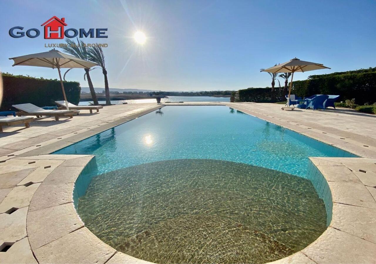 Stylish 4 Br with a Private Heated Pool V15 at White Villas