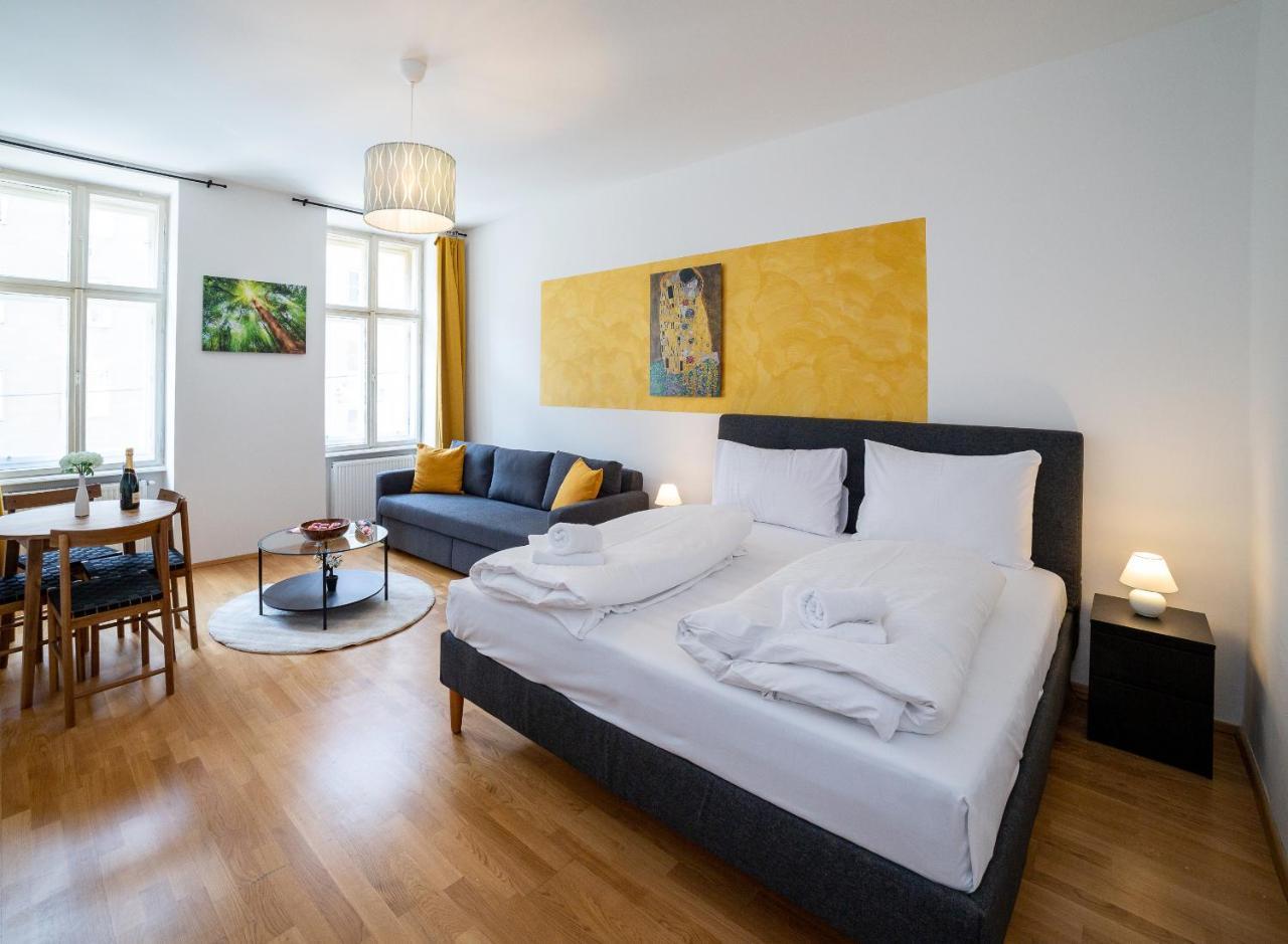 Stylish One Bedroom Apartment With Free Parking