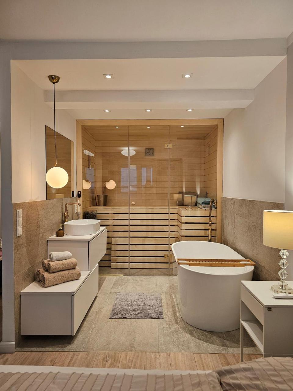 Luxury Apartment With Sauna In City Center