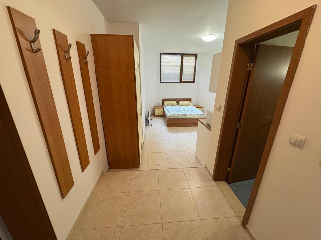 Basment Apartments Todorini Kuli