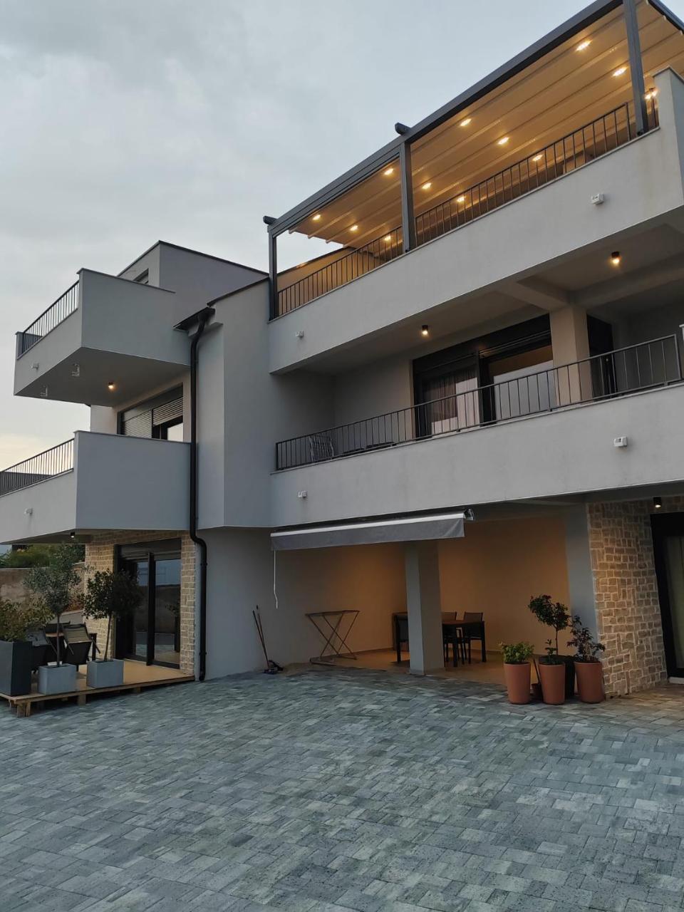 Apartments Divi Sunset View