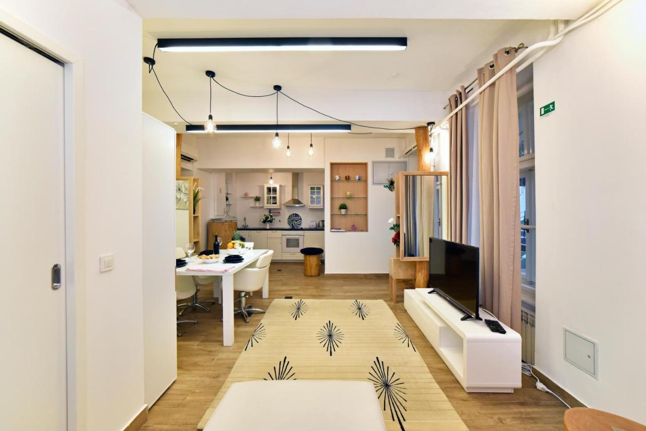 Ban Jelacic Apartment
