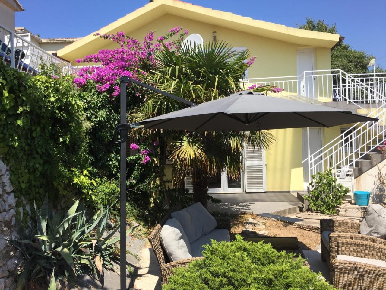 Tribunj Private House