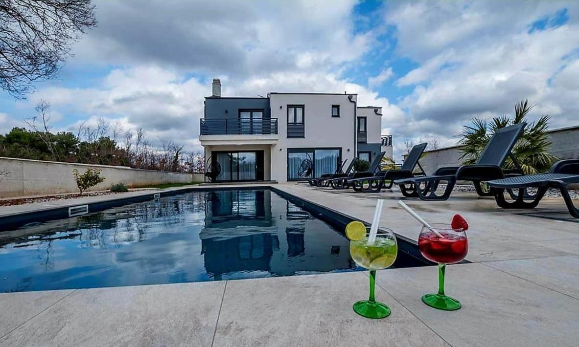 Luxury Holiday Villa Sumeja, Kruncici Istra
